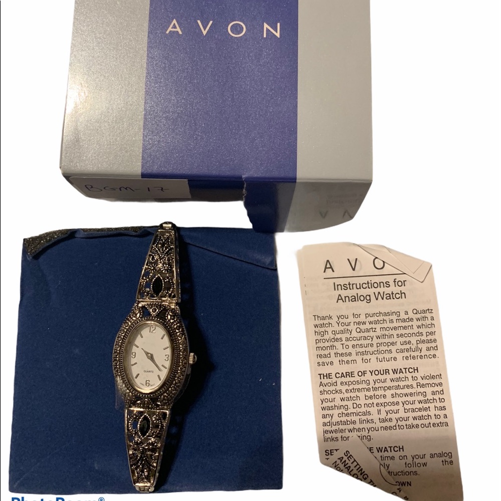 NIB Avon Filigree & Rhinestone Cuff/Stretch Watch